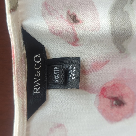 RW &CO floral top size S - Picture 3 of 8